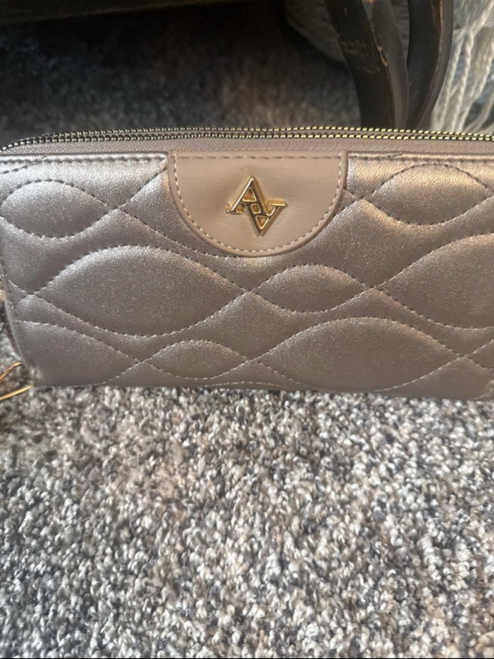 Adrienne Vittadini Metallic Silver Quilted Wristlet